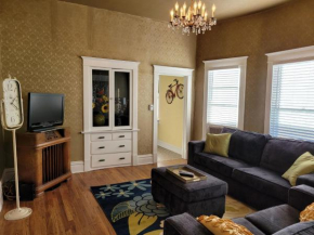 Vintage Parlor home